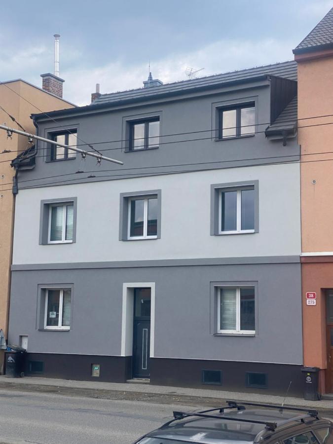 Cerna Ruze- Apartman 5 Plzeň Exterior foto
